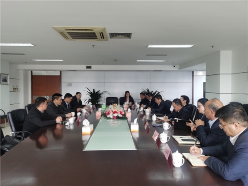【领导关怀】市城投集团党委委员、副总经理沈卓恒一行赴尊龙凯时人生就是博调研指导工作